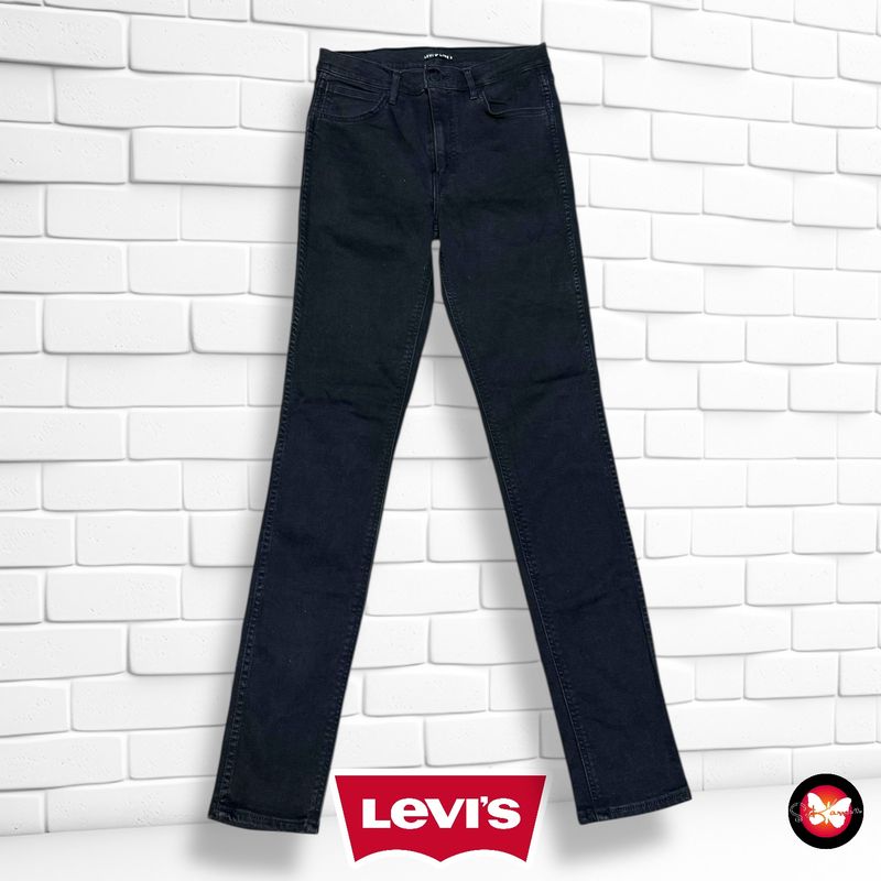 **HOY** Pantalón vaquero LEVI’S LINE 8 Talla S/M (W27)