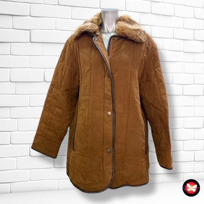 **HOY** Chaqueta acolchada con pelo en el cuello Talla 48 (pequeña)