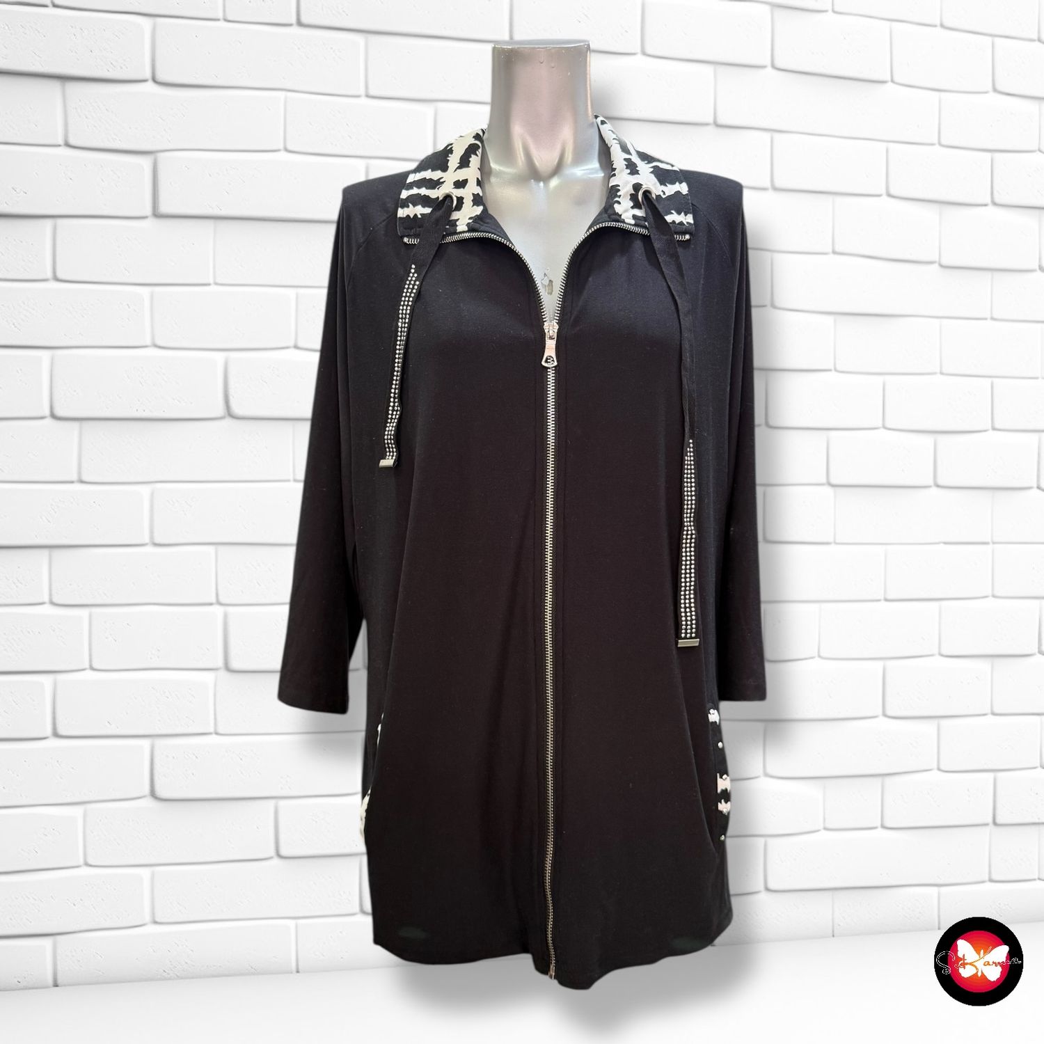 **HOY** Chaqueta finita Talla 40