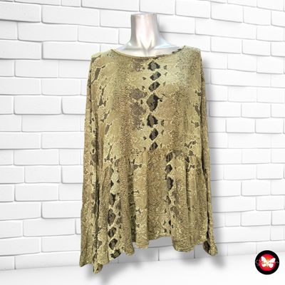 **HOY** Camiseta de manga larga estampado serpiente BOOHOO Talla 48
