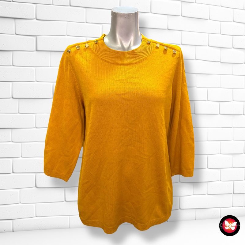 **HOY** Jersey de media manga con botoncitos Talla S/M