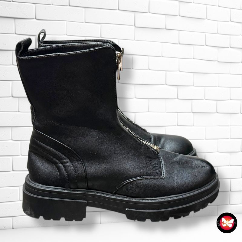 **HOY** Botines militares con cremallera NEW YORKER T40