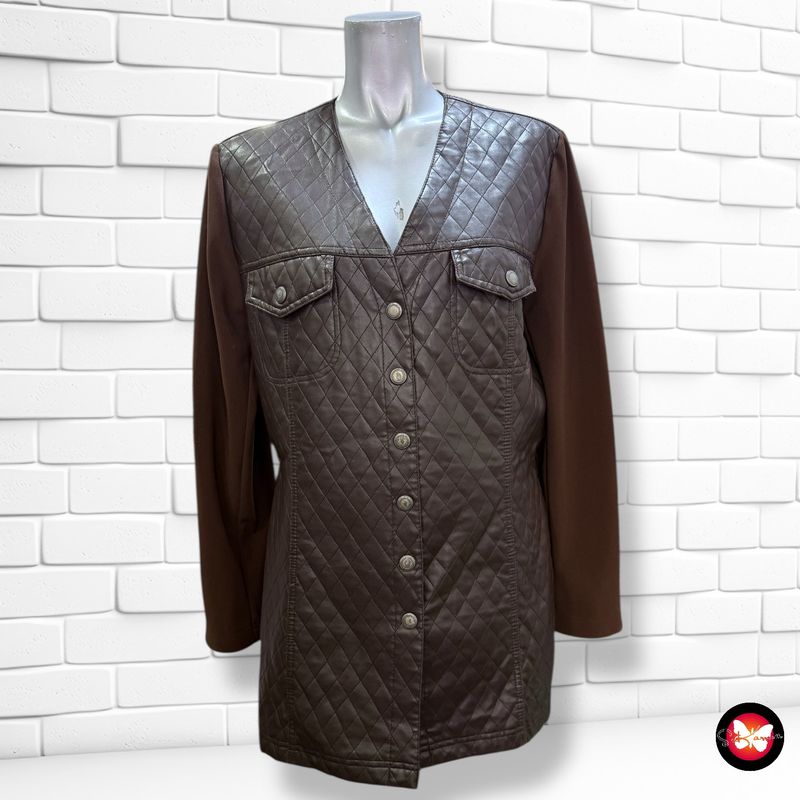 Chaqueta de piel sintética y mangas elásticas Talla 44