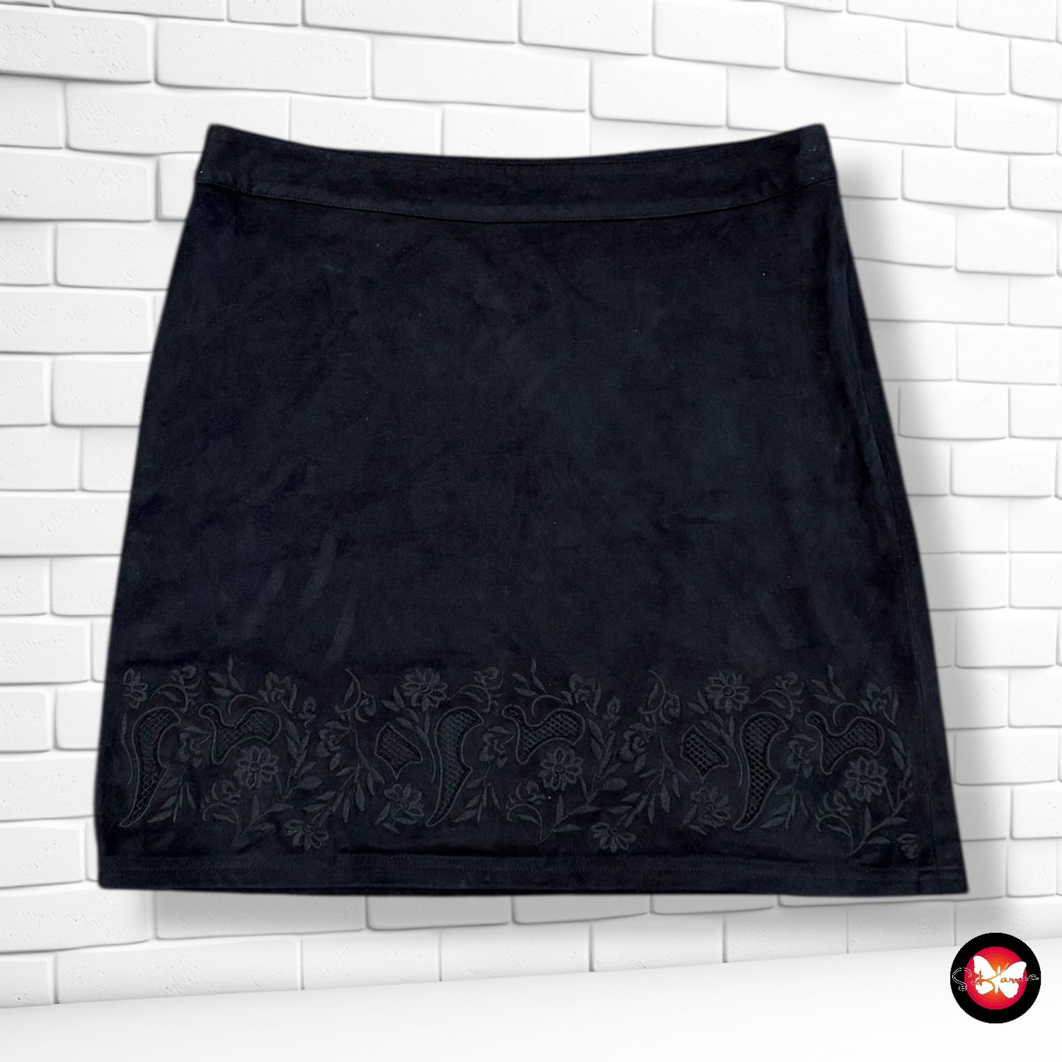 Falda de antelina con bordados YESSICA Talla M/L