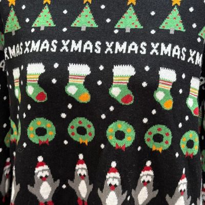 **HOY** Jersey Navideño “PINGÜINOS NAVIDEÑOS” Talla XL