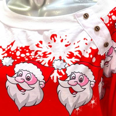 **HOY** Sudadera Navideña “SANTAS” Talla S