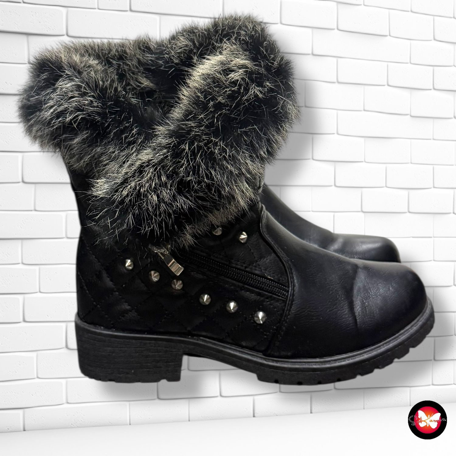 **HOY** Botines con pelito T38