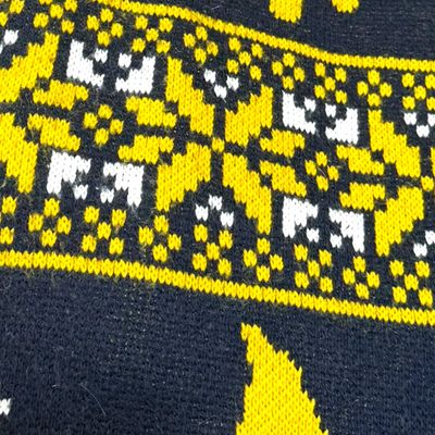 **HOY** Jersey Navideño Talla Hombre XL