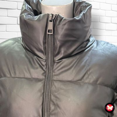 Chaquetón acolchada de piel sintética ZARA Talla S (grande)