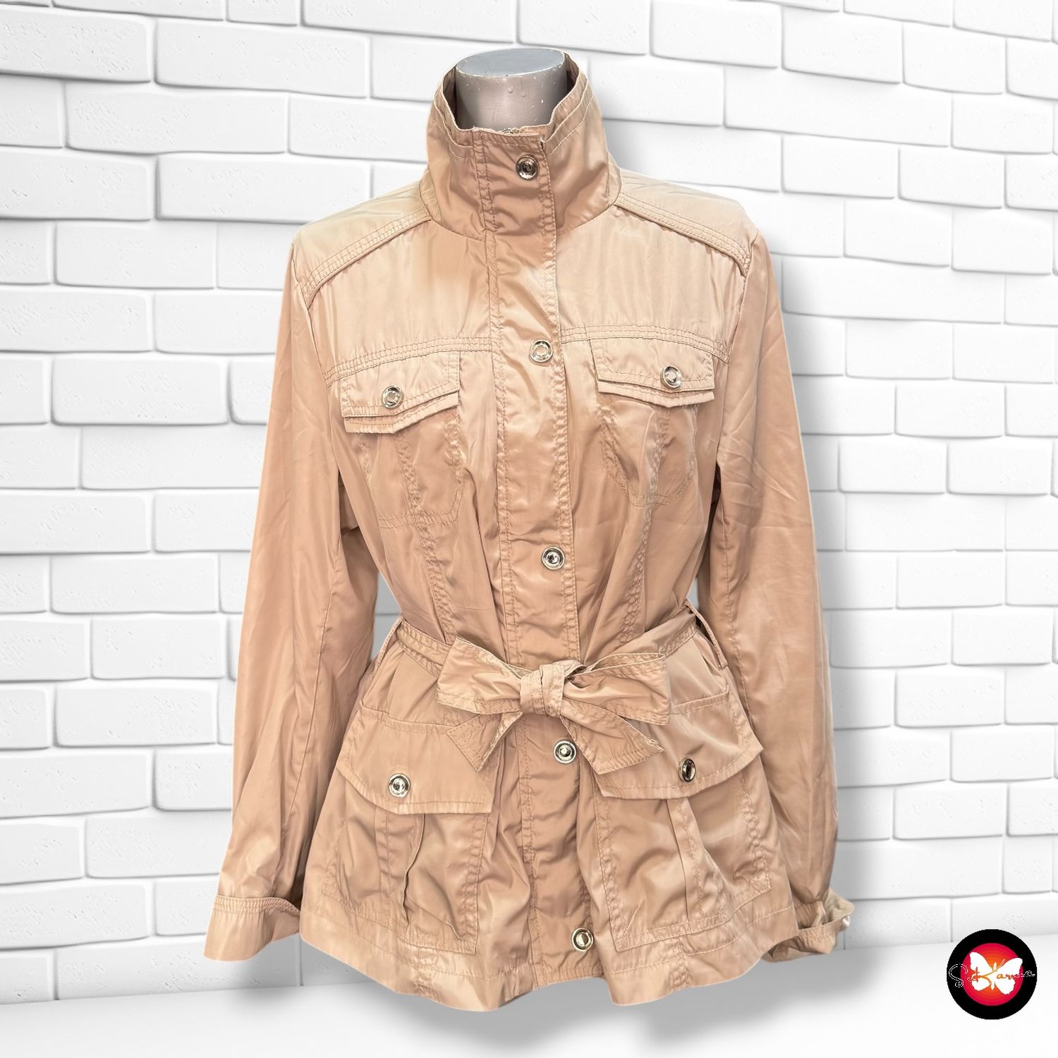 **HOY** Chaqueta cortavientos Talla 44