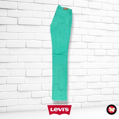 **HOY** Pantalón vaquero LEVI’S DEMI CURVE Talla S/M (W26)