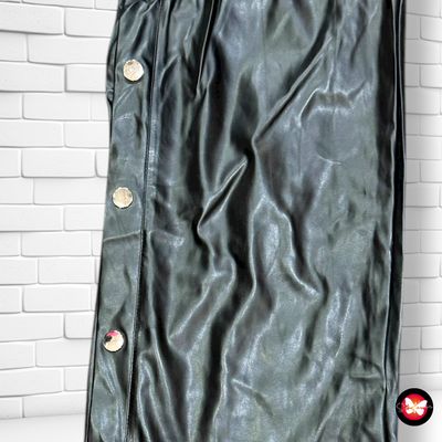 **HOY** Pantalón de piel sintética con aberturas Talla XS