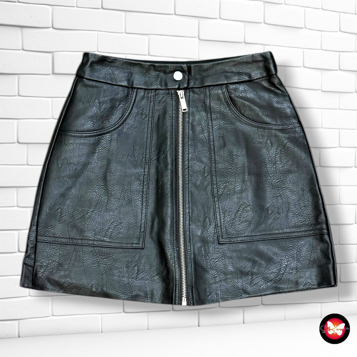 Falda de piel sintética STRADIVARIUS Talla 34