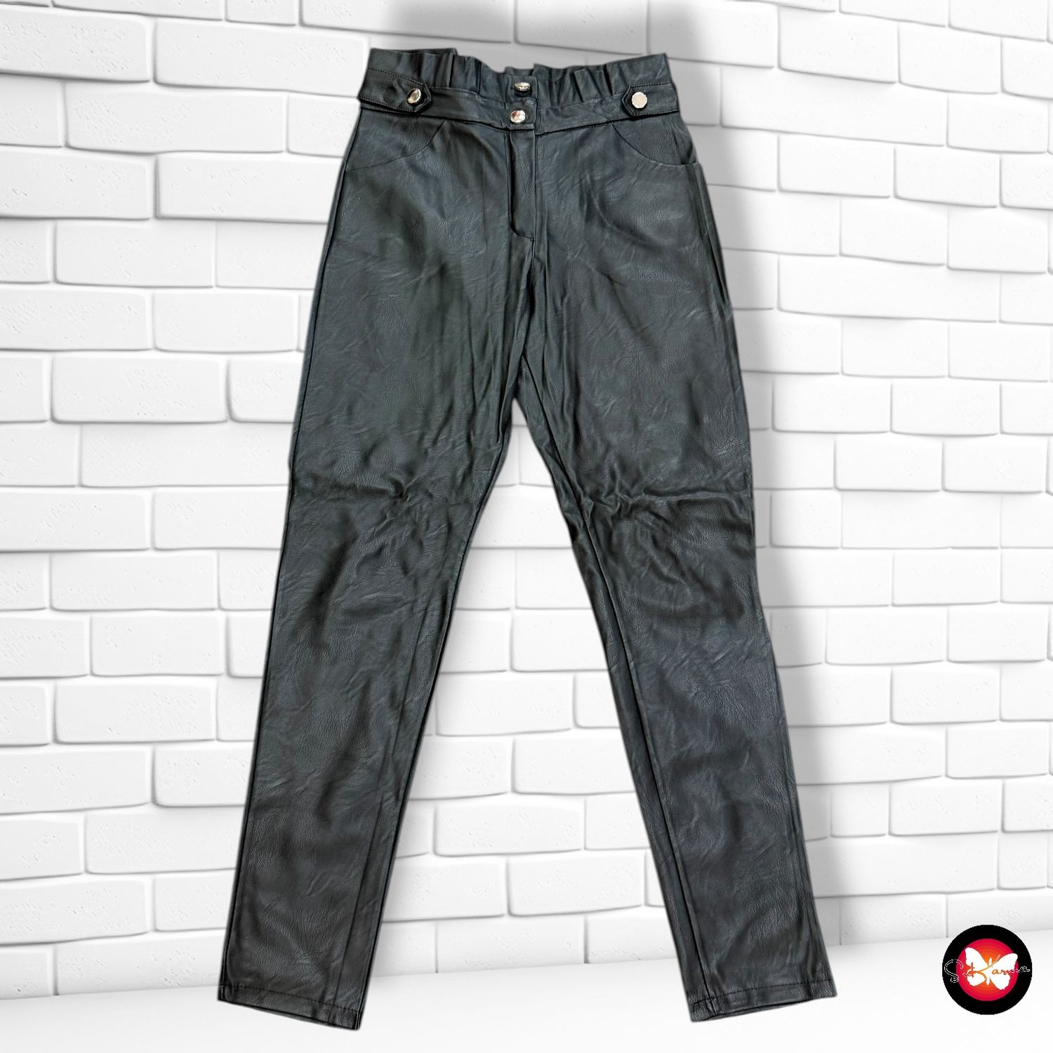 **HOY** Pantalón de piel sintética Talla S/M