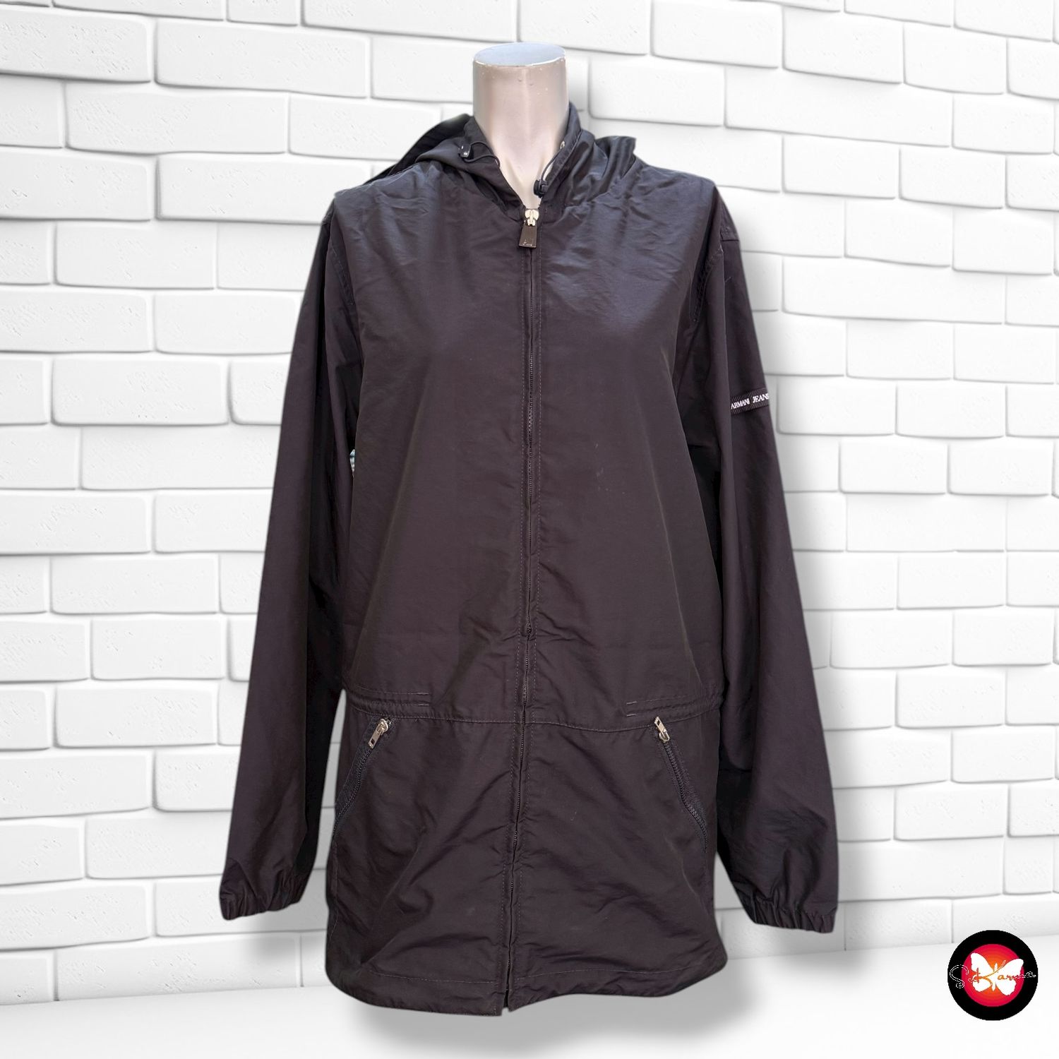 **HOY** Chaqueta cortavientos ARMANI JEANS Talla 4O/42