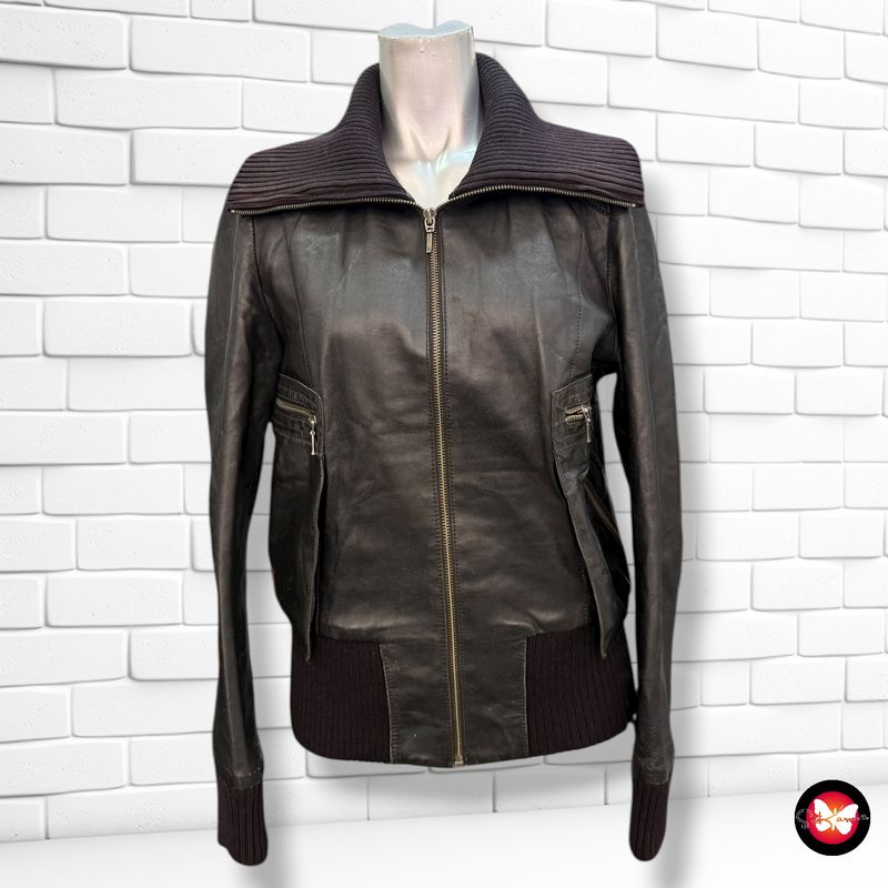 Cazadora de piel STRADIVARIUS Talla M