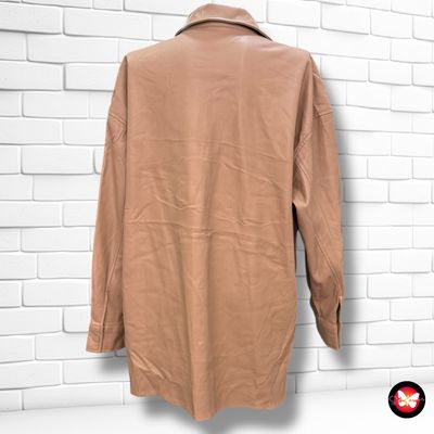 Chaqueta sobre camisa de piel sintética PRIMARK Talla 40