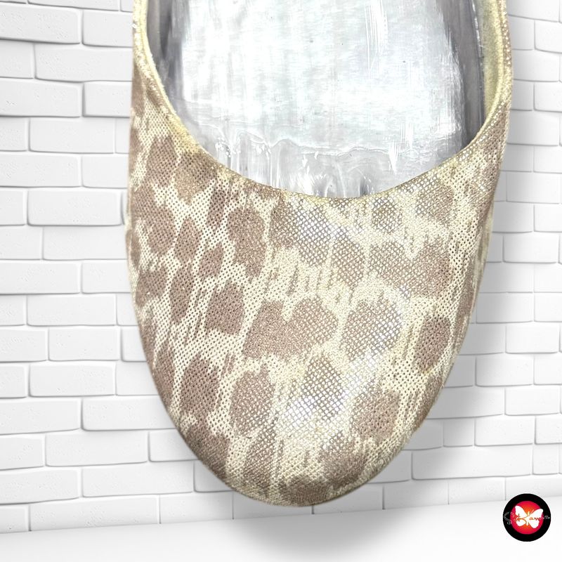 Zapatos planos de animal print con brillo T37