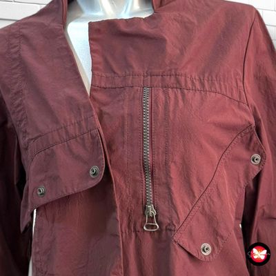 Chaqueta impermeable irregular ABSOLUT Talla S