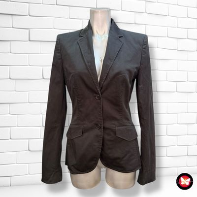 **HOY** Blazer básica HUGO BOSS Talla 38 (pequeña) **HOY** Blazer básica HUGO BOSS Talla 38 (pequeña)