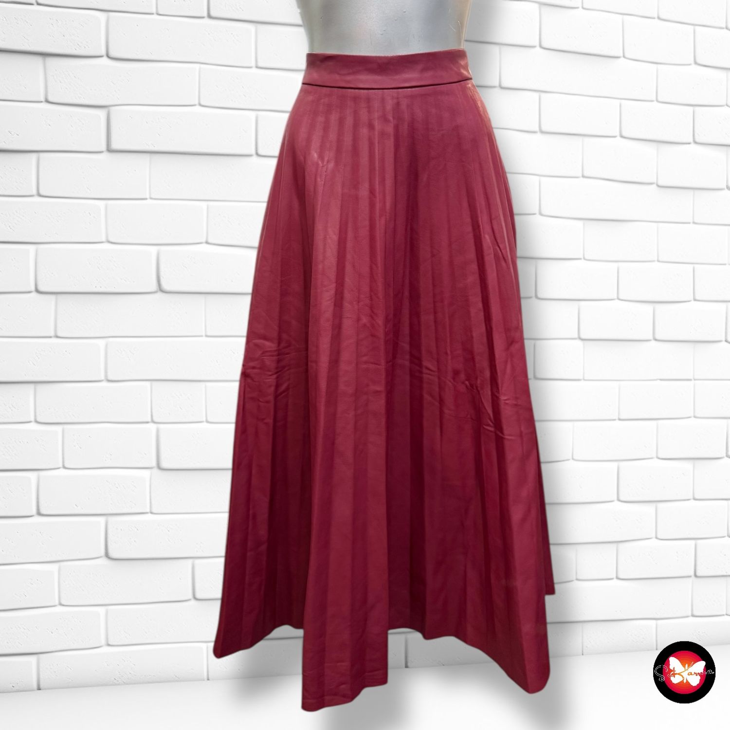 **HOY** Falda larga plisada de piel sintética STRADIVARIUS Talla S