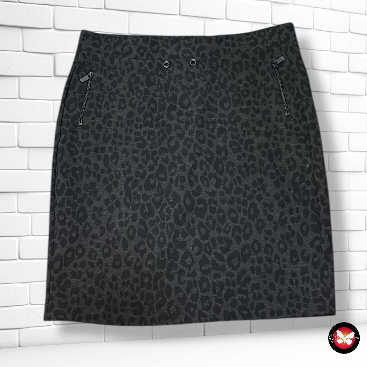 **HOY** Falda elástica animal print Talla XL