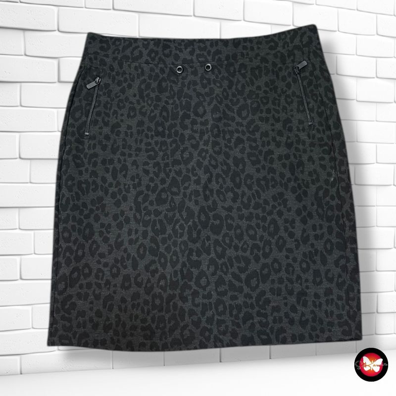**HOY** Falda elástica animal print Talla XL