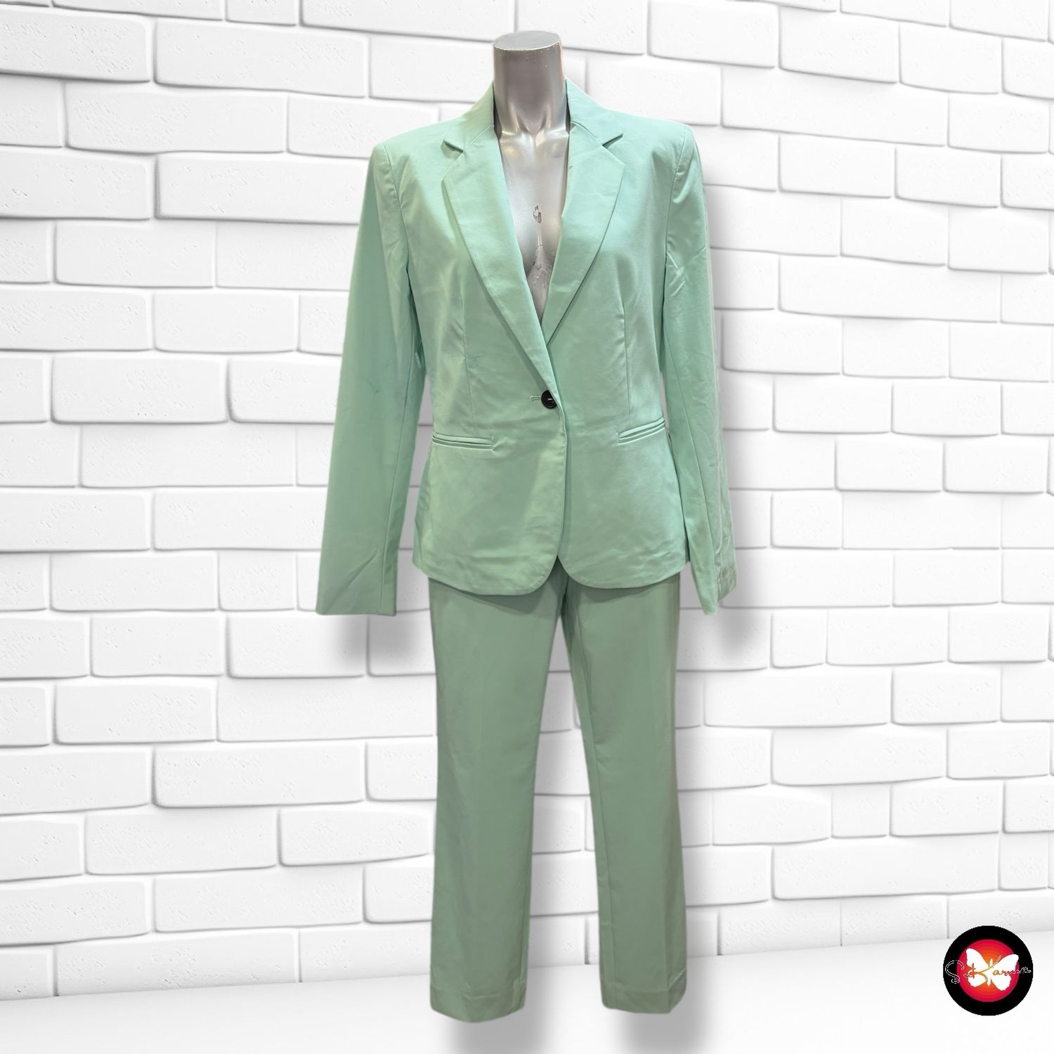 **HOY** Conjunto Blazer + Pantalón ZARA Talla 38