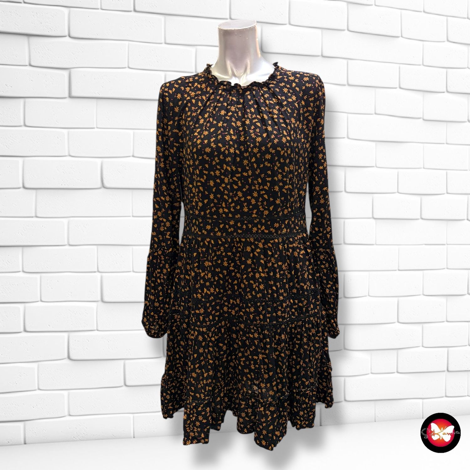 **HOY** Vestido de manga larga de florecitas SUPERDRY Talla 38