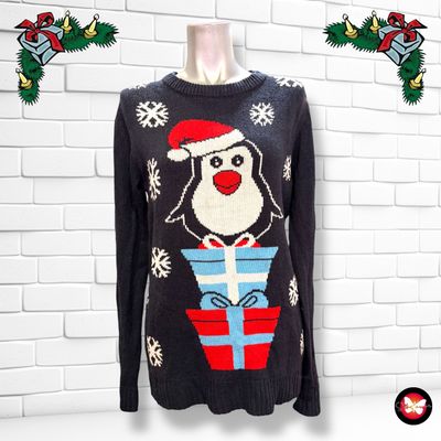 **HOY** Jersey Navideño “PINGÜINO CON REGALO” Talla M
