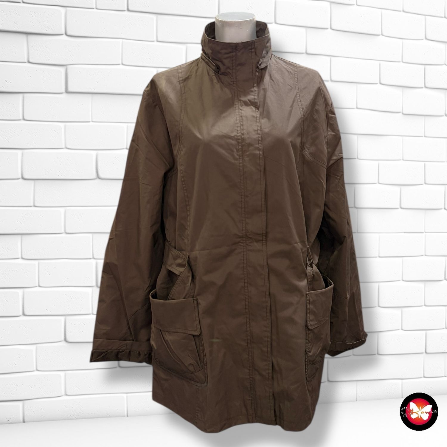 **HOY** Chaqueta tipo impermeable Talla 3XL (pequeña)