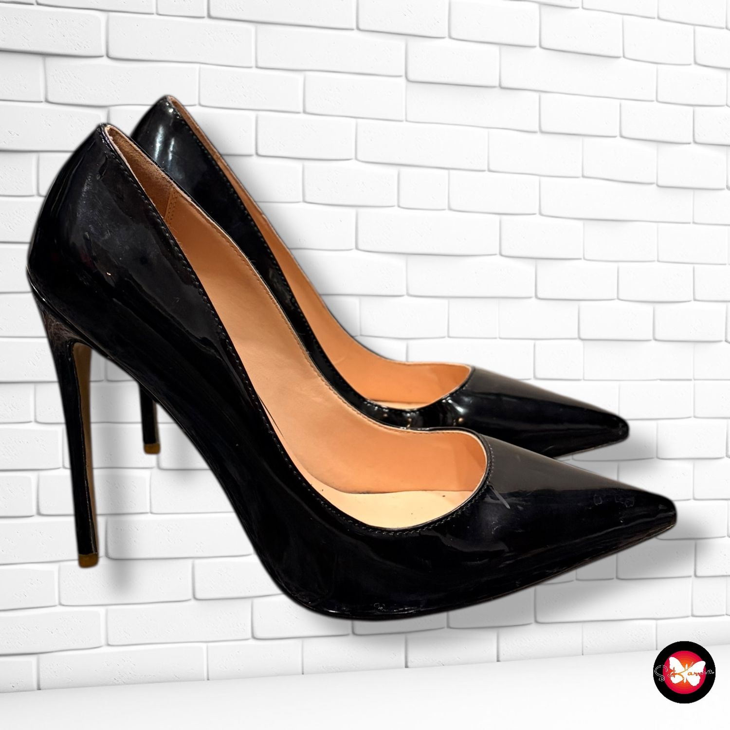 **HOY** Zapatos de fiesta acharolados de punta T38 (5UK)