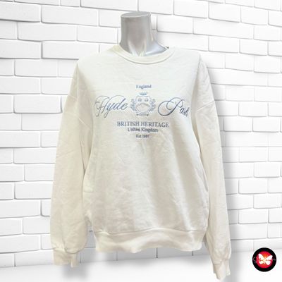 **HOY** Sudadera básica con bordados STRADIVARIUS Talla XS