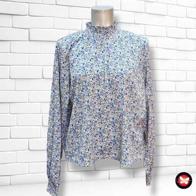 **HOY** Blusa de florecitas ONLY Talla M
