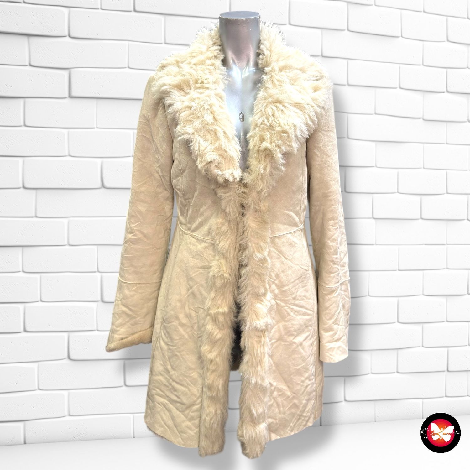 **HOY** Abrigo de borreguito FÓRMULA JOVEN Talla 40 (pequeña)