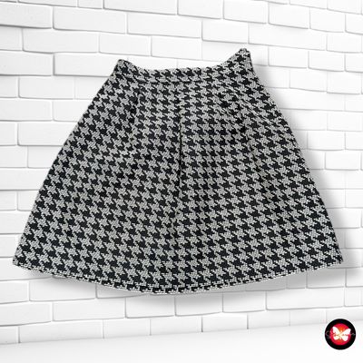 **HOY** Falda tipo ceremonia Talla M