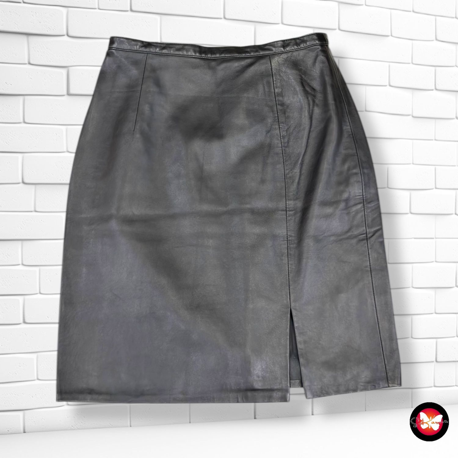 **HOY** Falda de piel Talla 40 (pequeña)