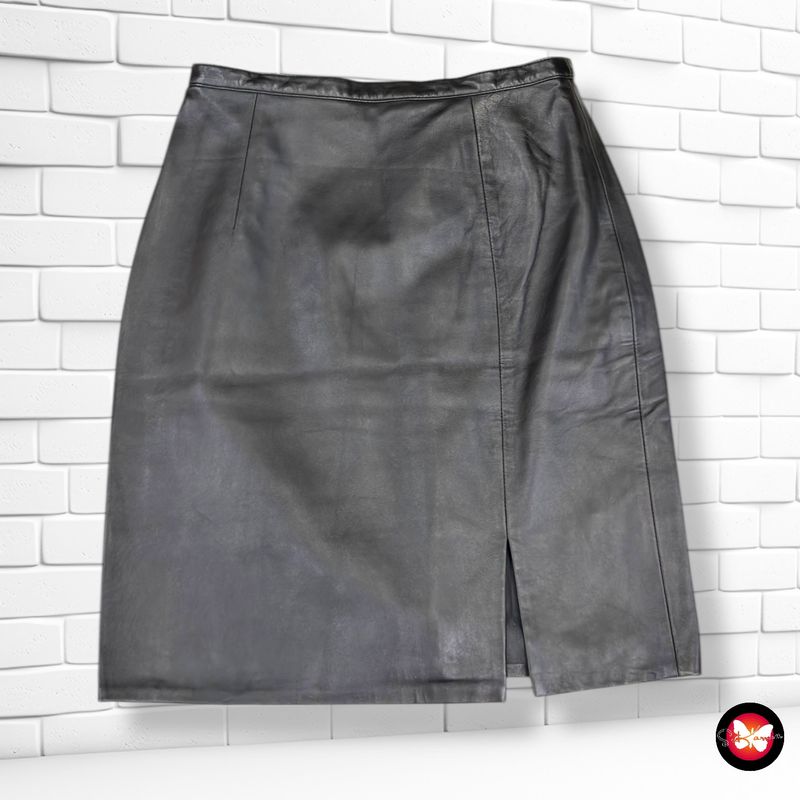 **HOY** Falda de piel Talla 40 (pequeña)