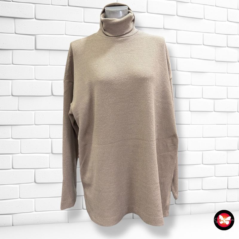 **HOY** Jersey de manga larga y cuello alto STRADIVARIUS Talla S (grande)