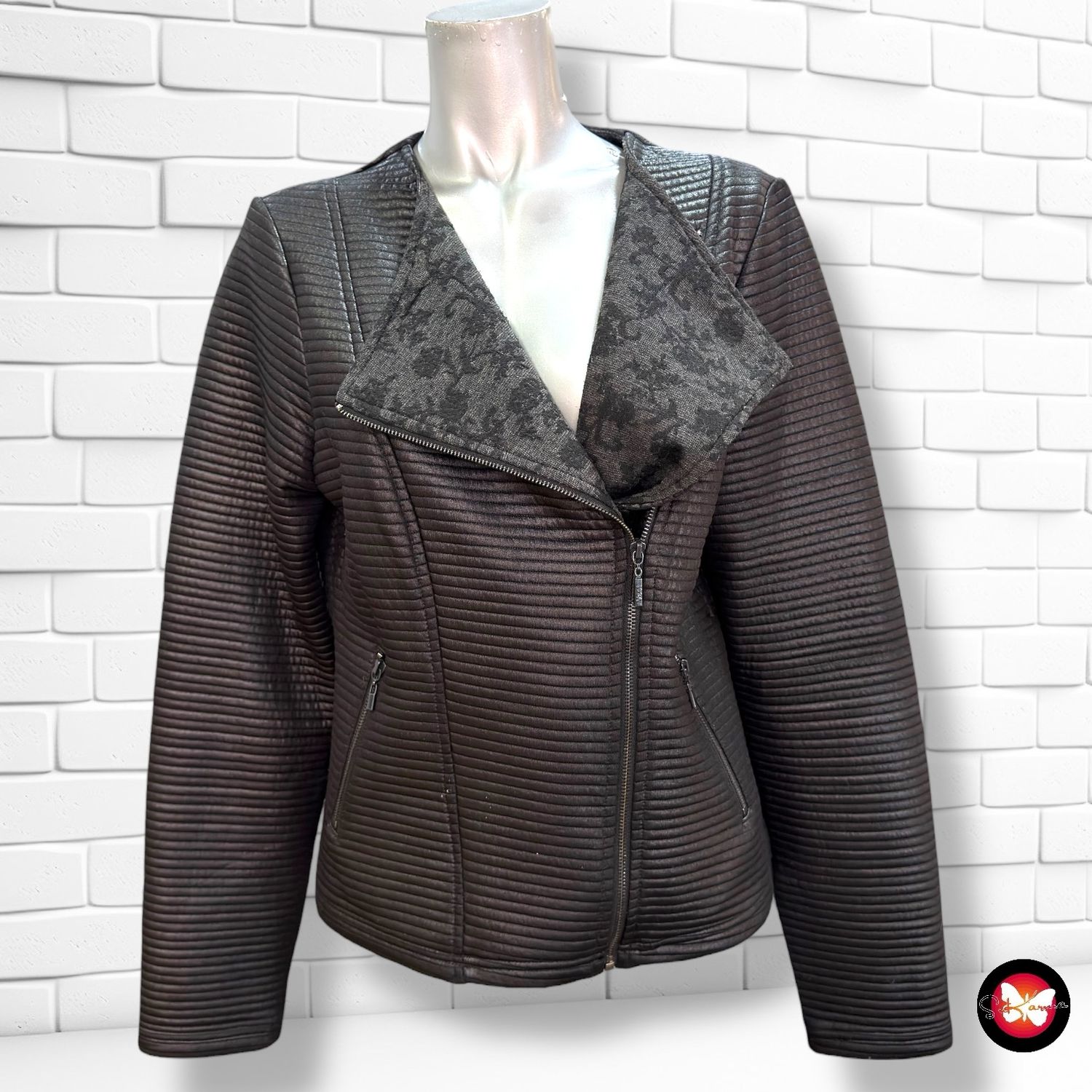 **HOY** Chaqueta biker engomada YEST Talla s