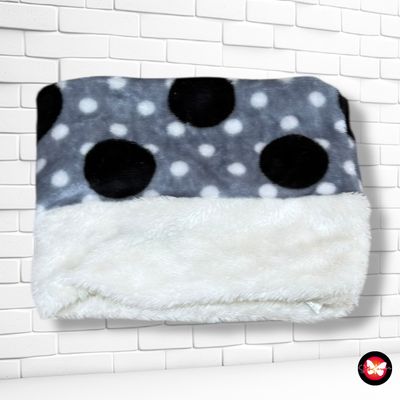 **HOY** Cuello de terciopelo y peluche “lunares”