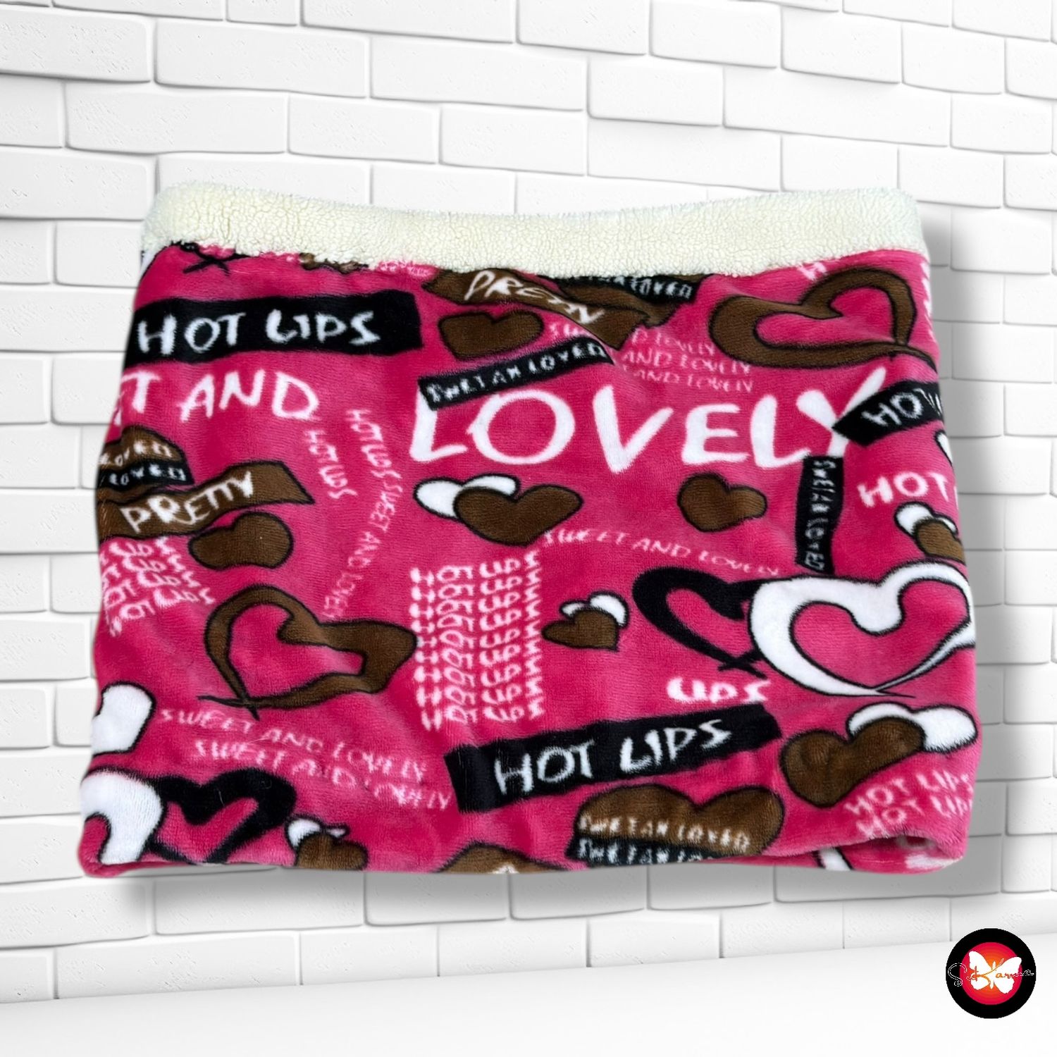 Cuello de terciopelo y peluche “lovely”