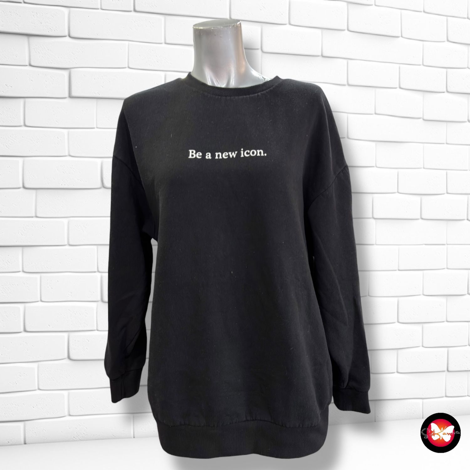 **HOY** Sudadera básica “be a new icon” ZARA Talla M
