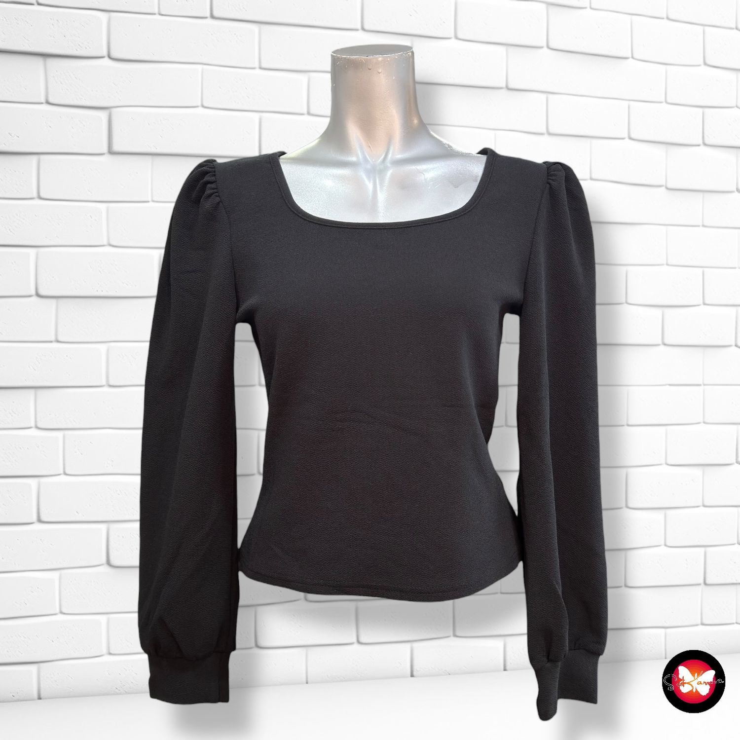 **HOY** Blusa con mangas abullonadas Talla S/M