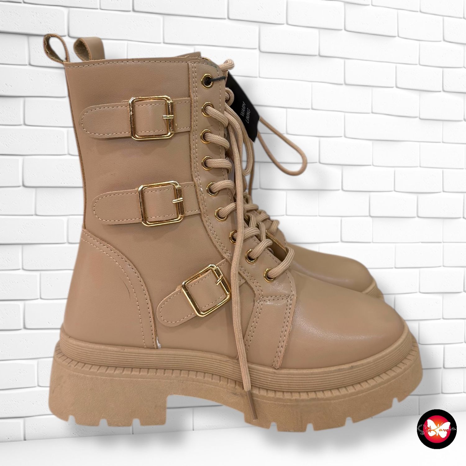 **HOY** Botines con correas SINSAY T36