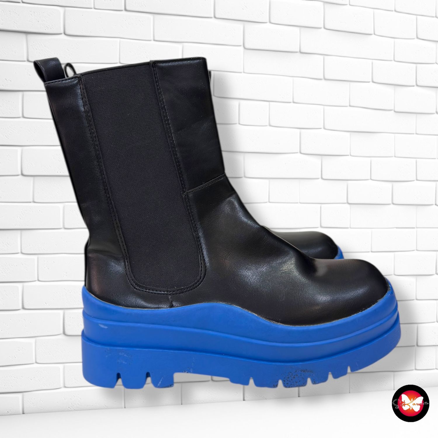 **HOY** Botines SINSAY T36