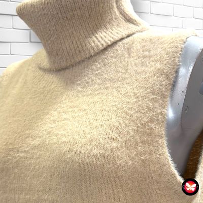 Chaleco de punto peludito de cuello alto CYNTHIA ROWLEY Talla L