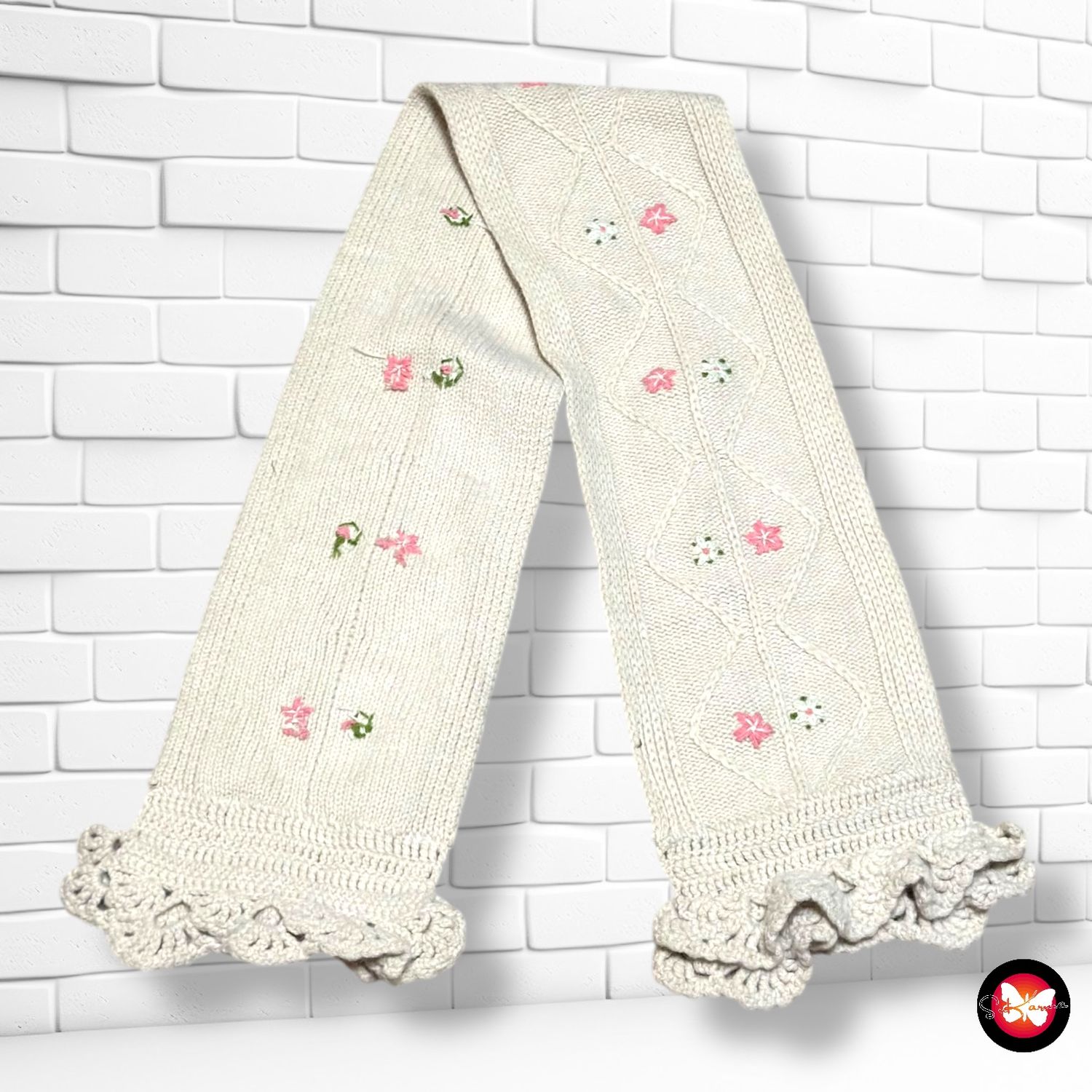 **HOY** Bufanda con florecitas