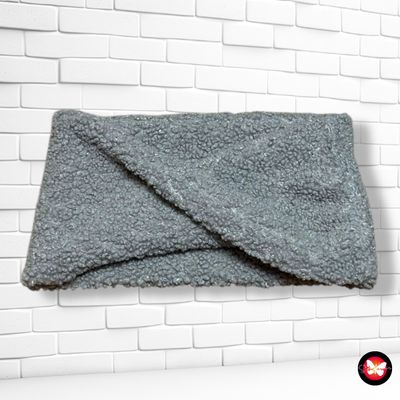 **HOY** Cuello de peluche