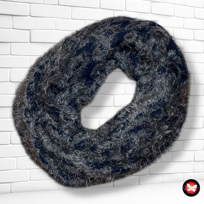 **HOY** Bufanda sinfín peludita
